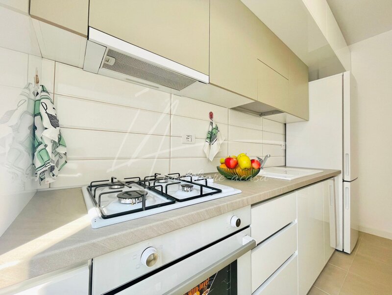 Prelungirea Ghencea, Dimri Residence, prima inchiriere, parcare inclusa